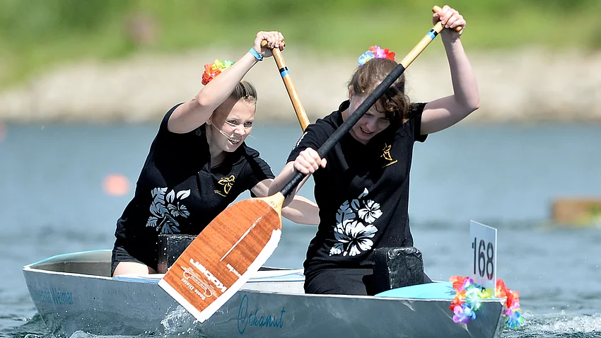 Concrete canoe, civil engineers