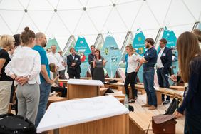 Scientific World Café beim ifex-Kolloquium 2018 im Klimapavillon (Foto: Thomas Müller) Scientific World Café beim ifex-Kolloquium 2018 im Klimapavillon (Foto: Thomas Müller)