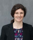 Porträtfoto von Dr.in Miriam Benteler