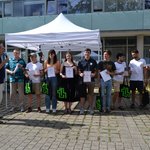 Acht Studierende beteiligten sich am Wettbewerb »Hochfester Beton« und erhielten Geld und Sachpreise für ihr Engagement. Foto: Gabi Seifert. 