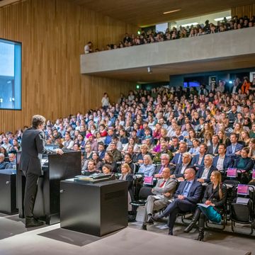 Willkommensrede des Universitätspräsidenten Prof. Dr. Speitkamp