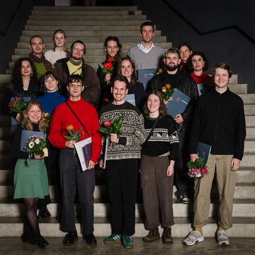 The award recipients at the graduation ceremony were thrilled to be honoured with main prizes, special prizes and honourable mentions. Photo: Bauhaus-Universität Weimar/ Henry Sowinski