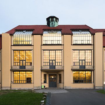 Mainbuilding of the Bauhaus-Universität Weimar, image source: Bauhaus-Universität Weimar, photo: Tobias Adam