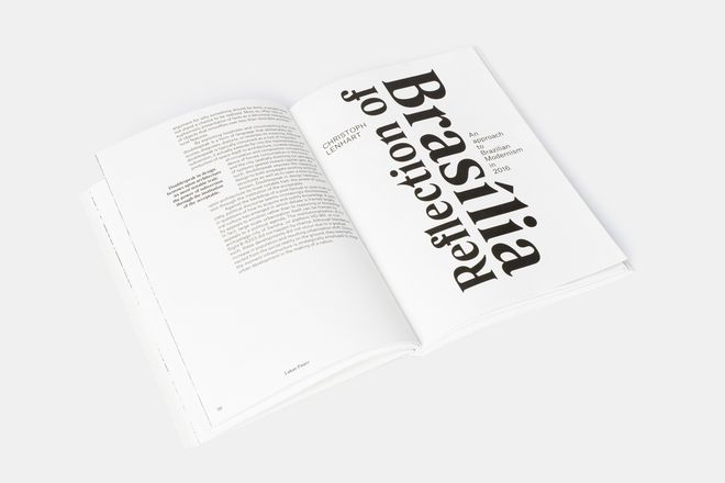 Jeder Beitrag beginnt mit einer typografischen Komposition als ›Vorsatz‹.