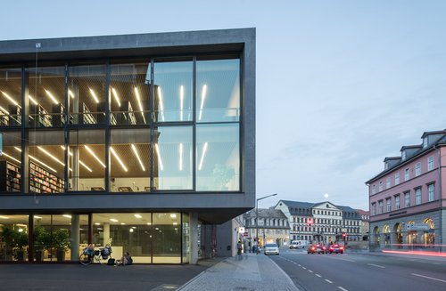 Die Universitätsbibliothek der Bauhaus-Universität Weimar wird am 28. Oktober 2019 zum Veranstaltungsort der Konzertreihe zdf@bauhaus. (Foto: Thomas Müller)