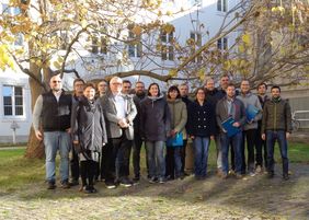 Graduates of the certificate course for road safety auditors and from the right: Johannes Vogel, Wido Hamel, both Chair of Transportation System Planning (Image: Johannes Vogel)