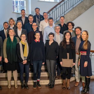 Gruppenfoto Neuberufenentag 2019 Bauhaus-Universität Weimar, Fotograf: Philipp Montenegro.