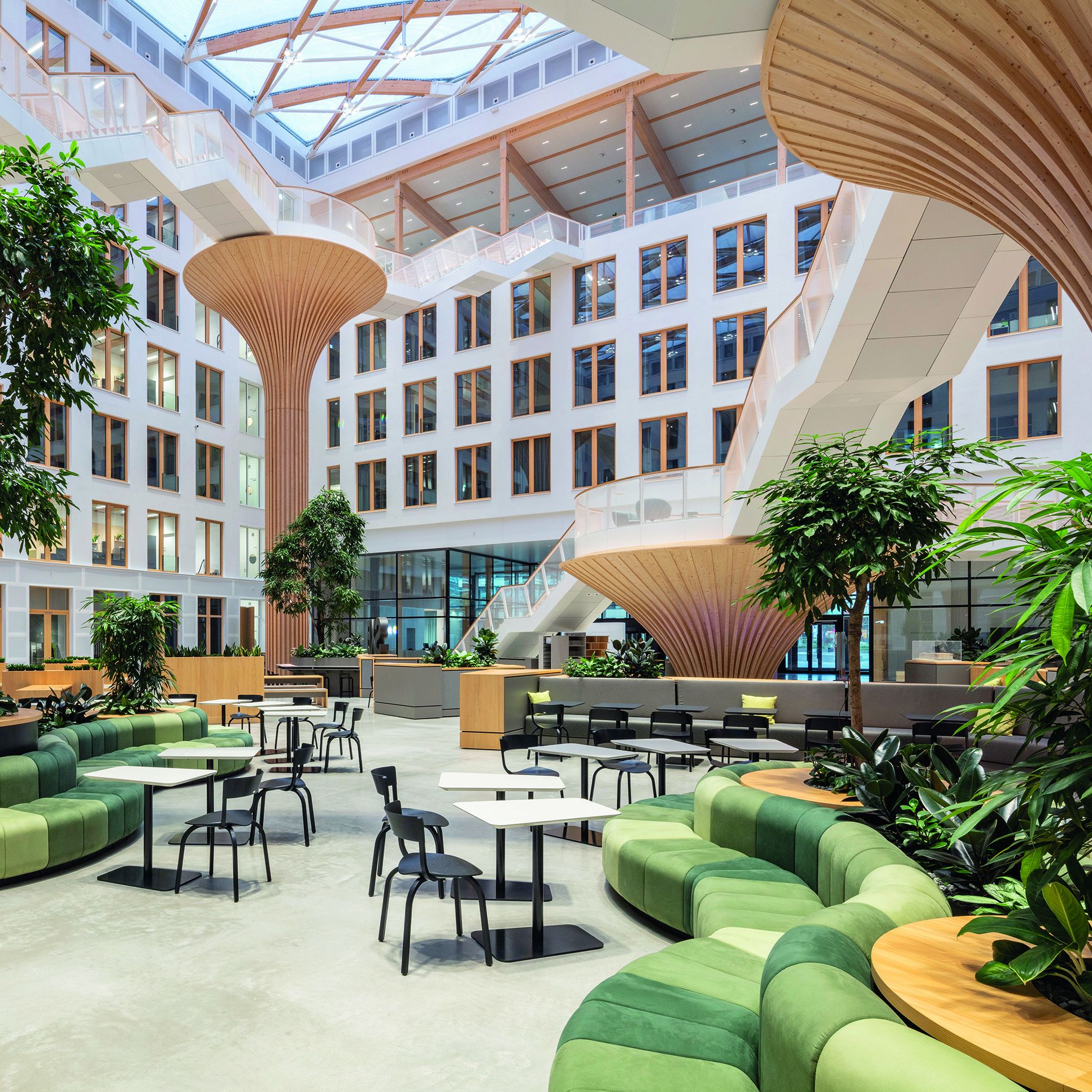 einBlick #71 Buro Happold | »How the EDGE Südkreuz Berlin evolved to Germany's most sustainable building« 