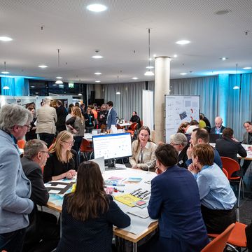 Thementische beim Parlamentarischen Abend im Thüringer Landtag