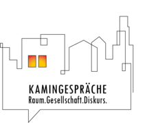 Das Logo zeigt die Worte »Kamingespräche — Raum. Gesellschaft. Diskurs.« Sie werden eingerahmt von einer Sprechblase, deren oberer Rand an die Silhouette einer Stadt erinnert.