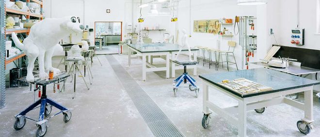 Blick in die Gips- und Formenbauwerkstatt.