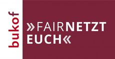 Postcard advertizing the bukof-campaign »FairNetzt Euch!«: The slogan "FairNetzt Euch!" is printed in white across a red background.