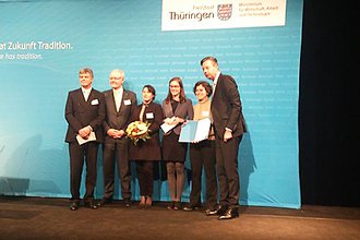 Das Sieger-Team »PURAPUR - Die Hybridwindel« von der Bauhaus-Universität Weimar beim Gründerpreis 2013.