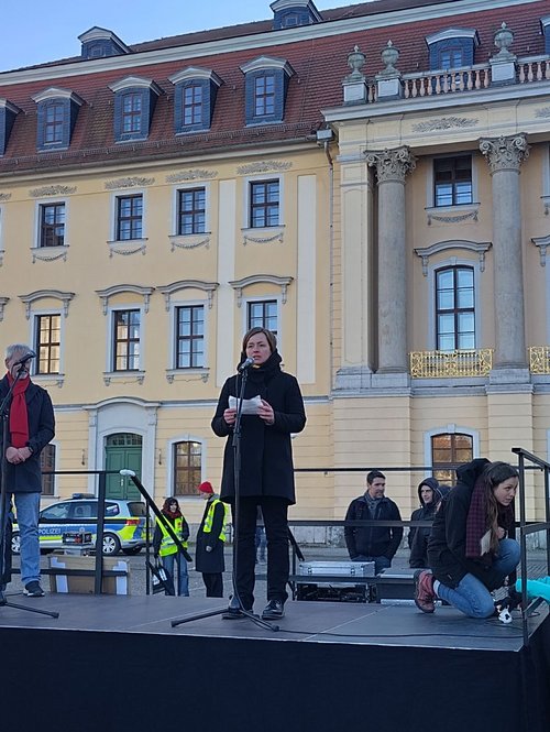 Dr. Ulrike Kuch bei der am 27. Januar 2024 stattfindenden Demonstration »Für Demokratie – #WirGemeinsam«.