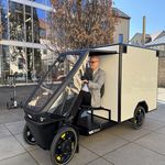 Test drive on campus: Dr. Horst Henrici tests out the new vehicle. Photo: Marit Haferkamp