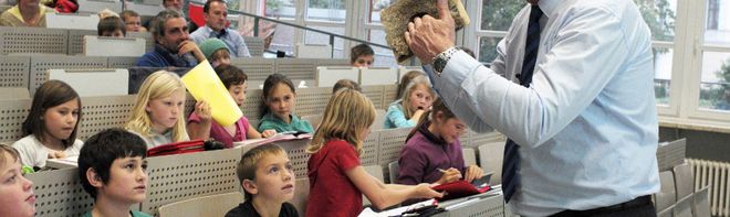 Vorlesung im Hörsaal der M13