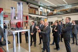 Land der Ideen Preiswürdigung durch Ministerpräsident Bodo Ramelow. Bauhaus-Universität Weimar, Fotograf: Philipp Montenegro.