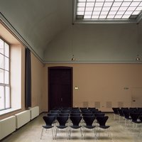 Der historische Oberlichtsaal im Hauptgebäude diente als Referenzobjekt für die summaery.gallery (Bauhaus-Universität Weimar, Fotograf: Tobias Adam)