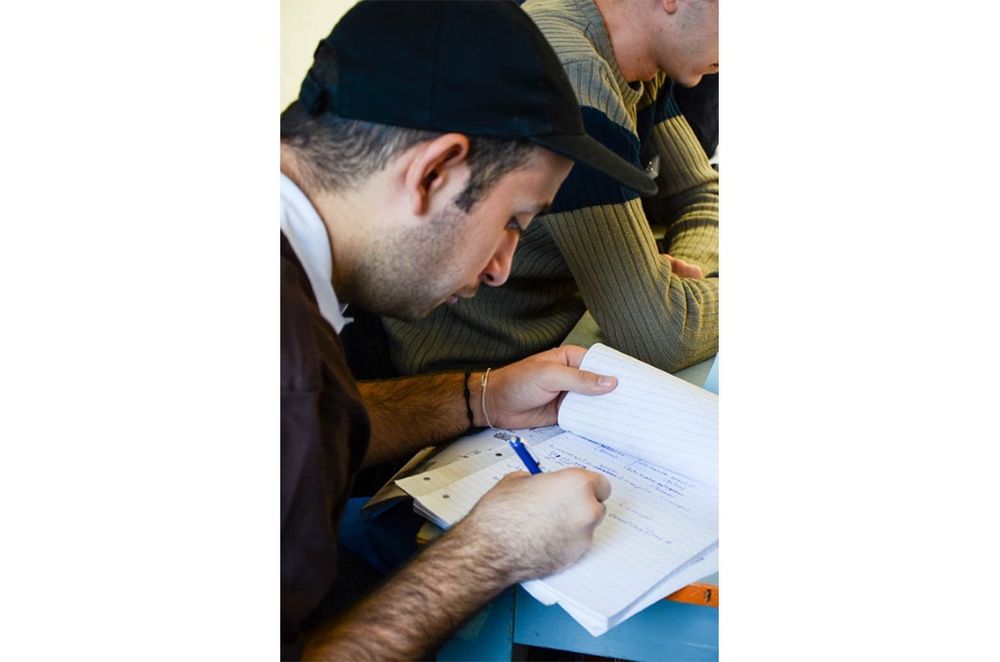 Vier Lerngruppen bieten täglich 1,5 Stunden mit zwei Dozentinnen und Dozenten an. (Foto: Anne-Marie Holze)