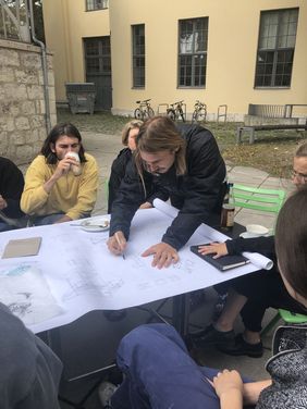 Bei der Planung (Copyright: Professur Entwerfen und Städtebau) 