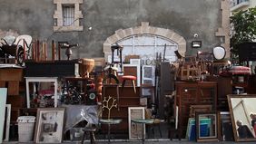 Still2:	Still aus dem Film »Umzugsgut« von Amelie Wegner und Anna Luise Schubert, Centre for Documentary Architecture, 2017