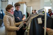 Bauhaus Weihnachtsmarkt »Kauf dir ein Stück Bauhaus« 2019, Bauhaus-Universität Weimar, Fotograf: Thomas Müller.