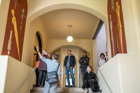Wandeln auf den Spuren des frühen Bauhauses, hier im Van-de-Velde-Bau (Foto: Thomas Müller) Wandeln auf den Spuren des frühen Bauhauses, hier im Van-de-Velde-Bau (Foto: Thomas Müller)