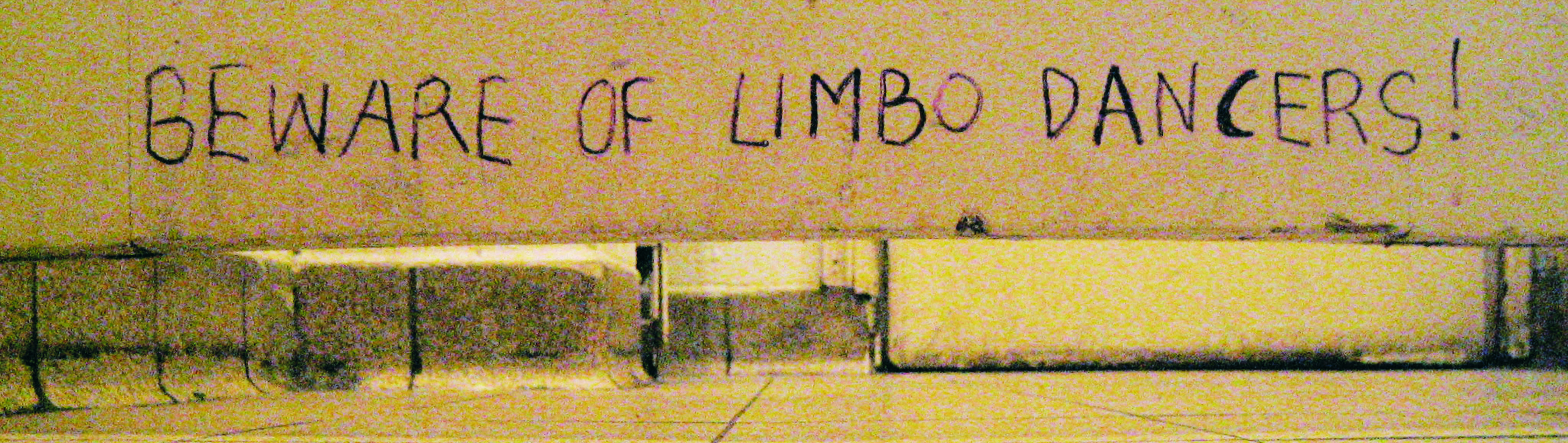 Foto: D.Rummel "Klospruch" am unteren Rand einer Toilettentür