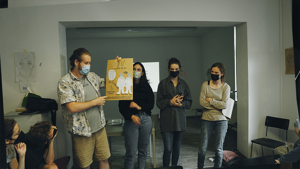 Rapid Thinking task by Jakob Hüttmann, Hanna Werner, Antonia Stella Pfadenhauer and Liv Eichner (Photo: Christian Andrés Parra Sánchez) 