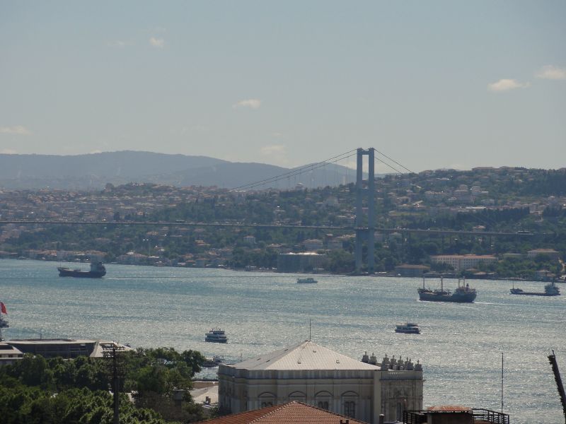 File:İstanbul view to bridge nr. 2.jpg