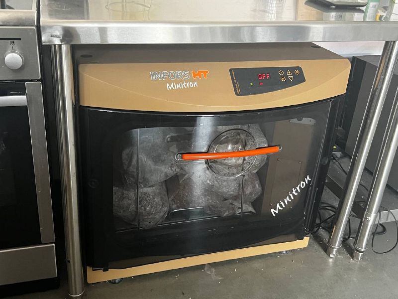 File:Bags in oven.jpg