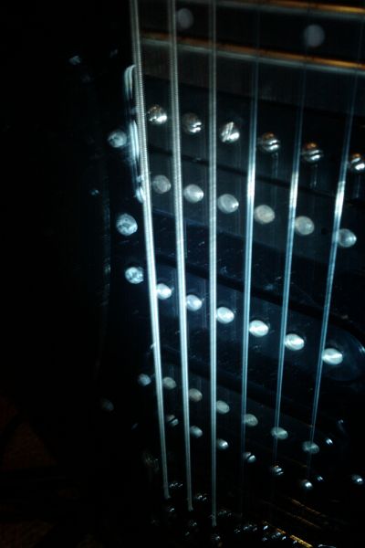 File:Eclectric Sorens Guitar.jpg