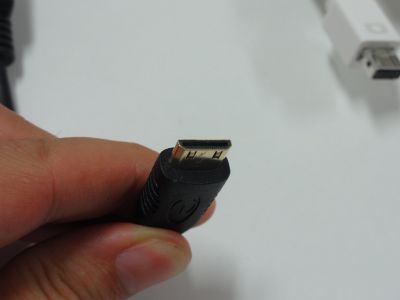 HDMI plug.jpg