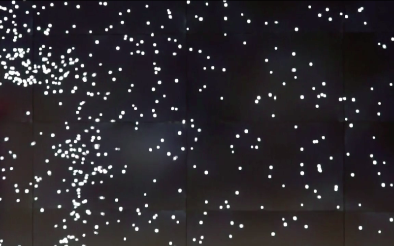 File:Interactive particles.png