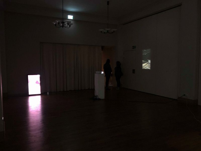 File:JuAl Videoinstallation Notenbank 6.jpg