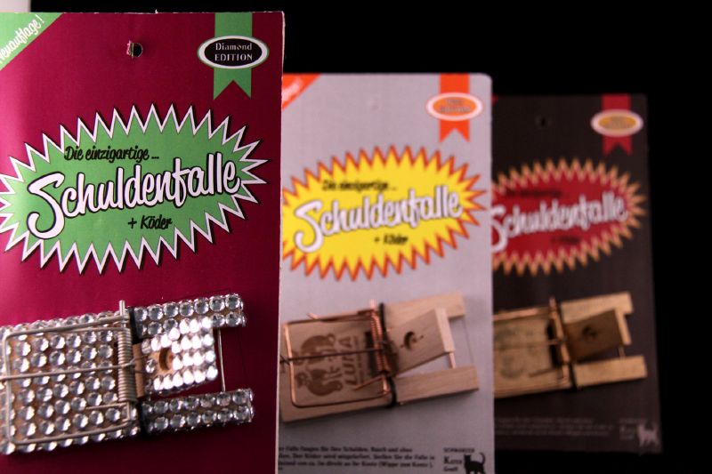 File:KK-Dial826-Schuldenfalle-5.jpg