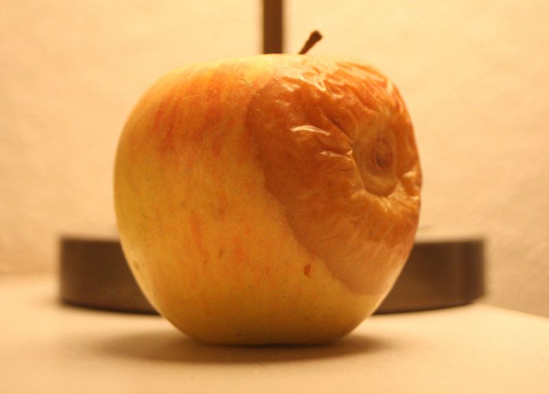 File:PHIApple2.png
