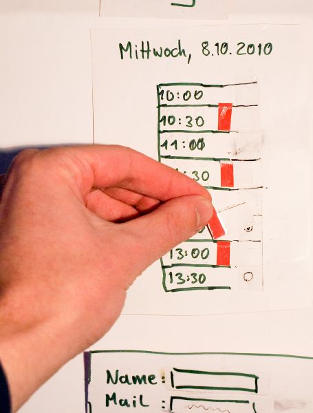 File:PaperPrototyping manipulation.jpg