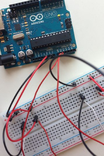 Pong-console-arduino-potentiometer-prototype-close.jpg