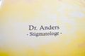 Dr. Anders, Stigmatologe