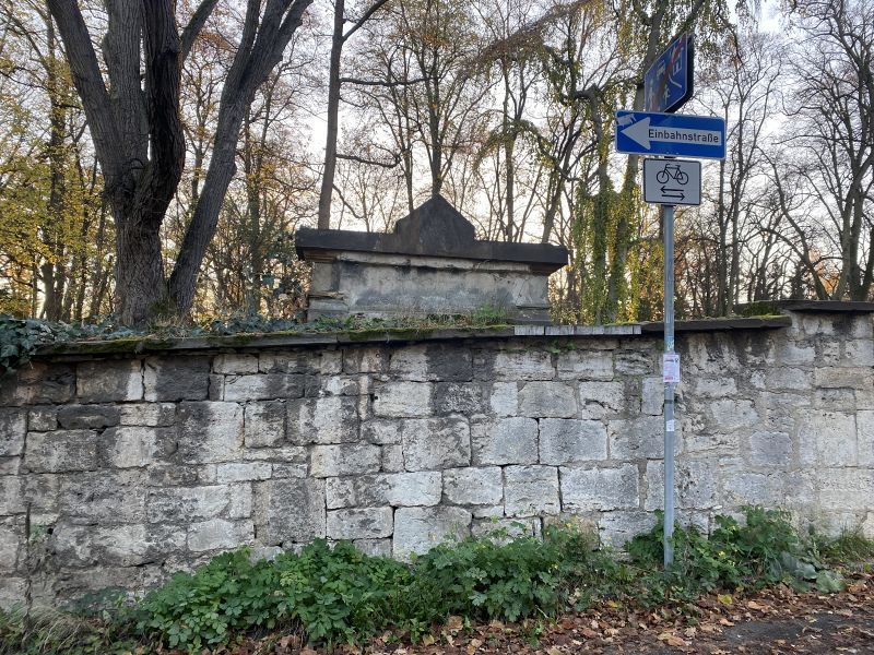 File:Weimar Friedhof 10112022 2.jpeg