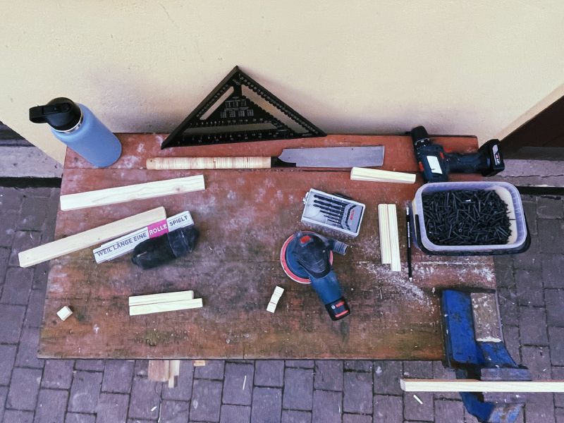 File:Workbench.jpg