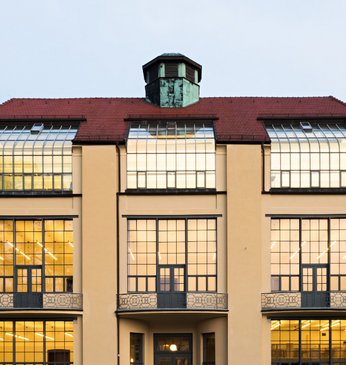 Hauptgebäude der Bauhaus-Universität Weimar. © Bauhaus-Universität Weimar, Fotograf: Tobias Adam