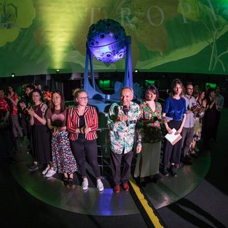 Applaus für TROPICALISZT Performer im Planetarium / Tina Peissker / Fulldome Festival Foundation