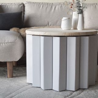 Zig Zag Table / Victoria Dall