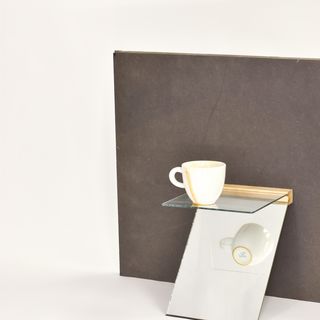 "Sfondo" - Ad Hoc Assistant / Massimo Scheidegger