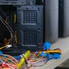 ein PC, bei dem der Stromverbrauch von jedem Bauteil gemessen werden kann (© Johannes Dorn)