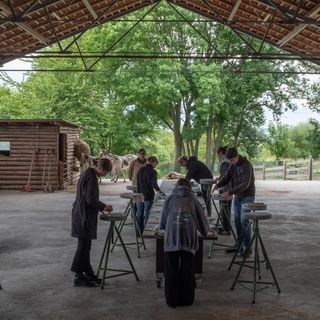 Arbeit im Werkstall Kloster Volkenroda / Falk Werrmann-Nerlich